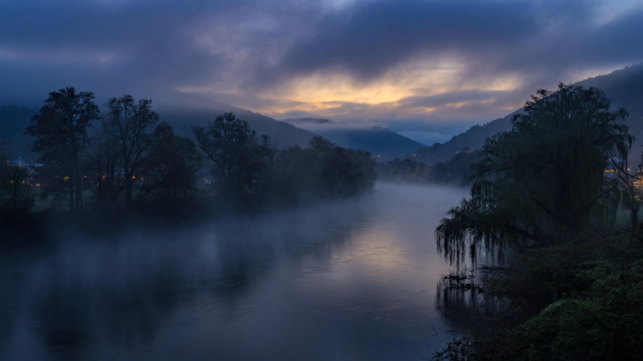 Dawn mist on the river